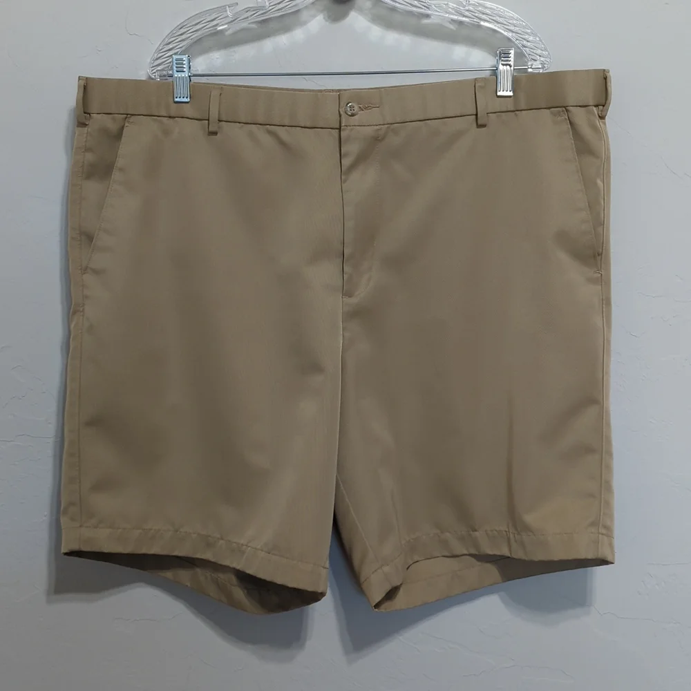 DOCKERS Premium Golf Brown Tan Short Size 44 Waist